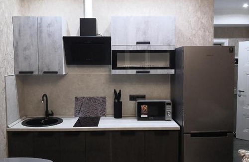 Adler City Centre Apartment | Top-Rated Stay at Demokraticheskaya 45 with Accessibility