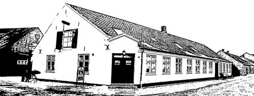 Ribe Bed & Breakfast | Delightful Den Gamle Købmandsgaard B&B with Family Amenities