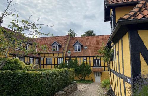 Assens Apartment | Historic Den Gamle Vandmølle: Ideal for Families