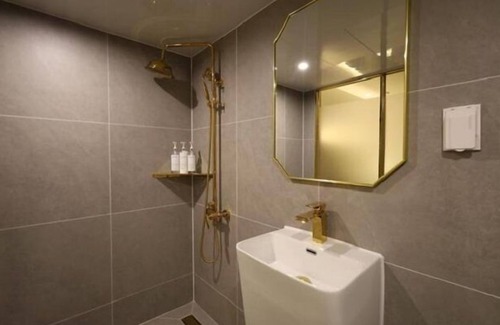 Masan Hotel | Cozy Stay at Valentine Motel with Breakfast & Family Amenities