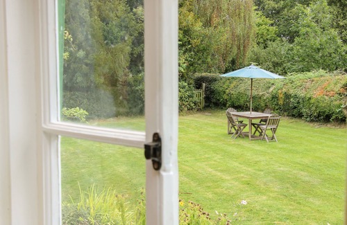 Aymestrey House | Pet-Friendly Denbigh Hall: Traditional Cottage in Presteigne