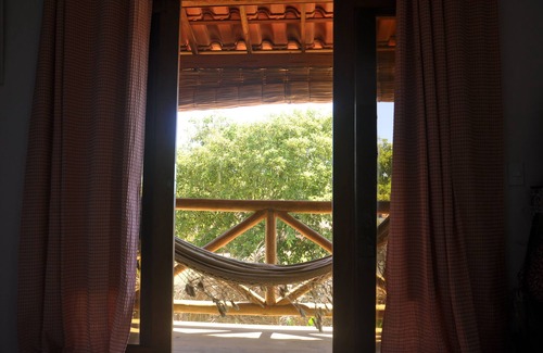 Serra Grande Ski Chalet | Relax at Dendês Corner Chalets with Oceanfront Views