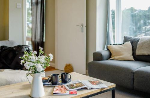 Trenance House | Family-Friendly Getaway at Dene Court with Pet Amenities