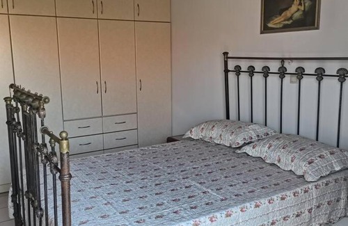 Kefalonia Apartment | Experience Denia's House: Central Argostoli Getaway
