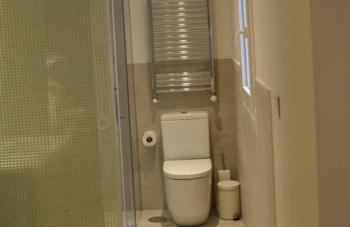 Santiago de Compostela Historic Centre House | Eco-Friendly Deniké Hostal Grupo Atalaia - Guest Rated 9.6