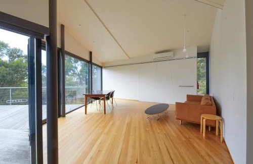 Douglas River House | Experience Denison Rivulet Retreats - 4-Star Guest Rated 9/10