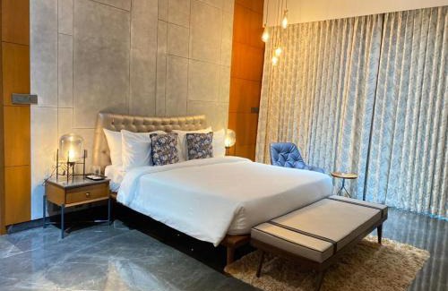 Kumta Resort | Gamyam Beach Resort: Oceanfront Oasis with Spa & Pool