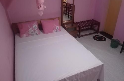 Deniyaya House | Cozy Deniyaya Guest House: Family-Friendly with Great Amenities