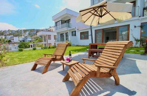 Bogazici Villa | Beach House Steps from the Ocean with Family-Friendly Amenities
