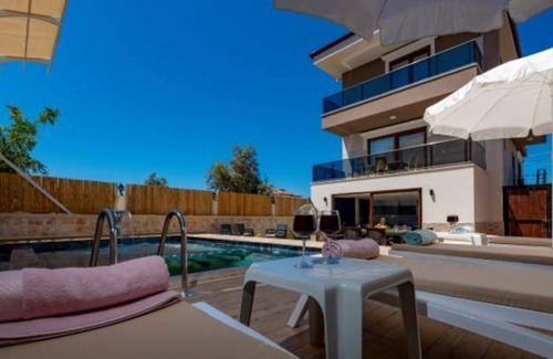 Demre Villa | Indulge in a Villa with Pool and Jacuzzi, Steps from the Sea