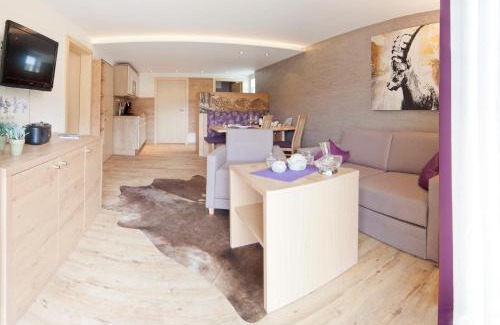 Riezlern Apartment | Explore Denninger's Ferienhäusle: Pet-Friendly Getaway