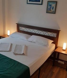 Olymbiaki Akti Apartment | Exceptional Dennis Apartment: Oceanfront, Pet Friendly Retreat