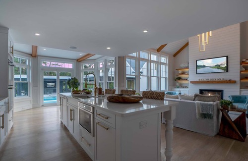 South Dennis House | Dennis Family Retreat: Private Pool, Sauna & Beach Fun!