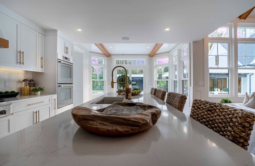 South Dennis House | Dennis Family Retreat: Private Pool, Sauna & Beach Fun!