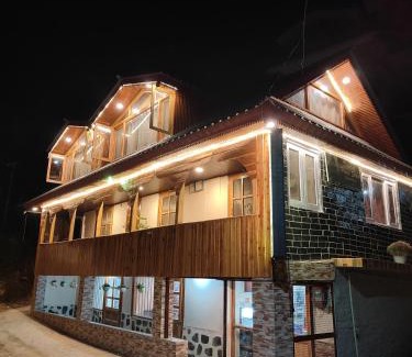 Shimla House | Guest Rated 10/10: Deodar Homestay Dakbangla-Kufri