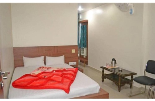 Deoghar House | Experience Deoghar Palace: 10/10 Stay with Breakfast Included