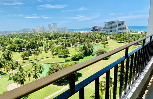 Granjas del Marques Apartment | Inviting Loft on Golf Course with Beautiful Green Views