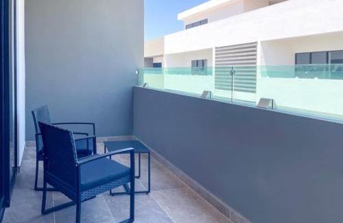 Villa Marina Apartment | Relaxing Getaway: Depa con Alberca near Playa Cerritos
