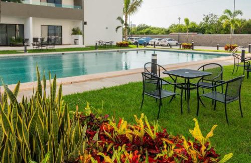 Villa Marina Apartment | Relaxing Getaway: Depa con Alberca near Playa Cerritos