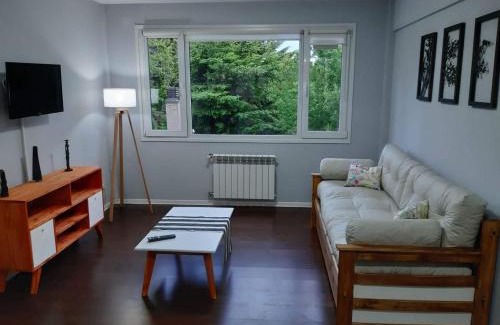 Belgrano Apartment | Central Bariloche Retreat with Family and Pet-Friendly Perks