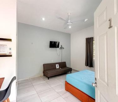 Felipe Carrillo Puerto Apartment | Central Apartment with Parking & Family-Friendly Amenities