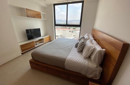 Mercurio Apartment | Cozy One-Bedroom Retreat - Latitud La Victoria Near Downtown