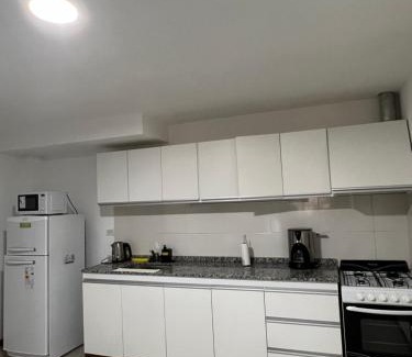 Tunuyan Apartment | Guest Rated 9.5: Comfortable 2-Bedroom Ground Floor Stay