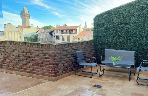 Mar del Plata Apartment | Beachside 3-Room Getaway with Family-Friendly Amenities