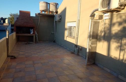 Neuquen Apartment | "Departamento 3 Dormitorios con Garage y Terraza con Parrilla -StayNeuquen- 1 cama doble mas 4 individuales, hasta 6 huéspedes