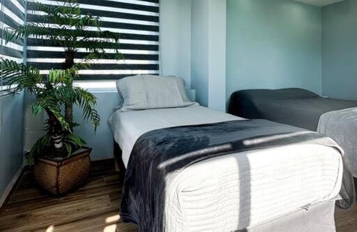 La Joya Apartment | Experience Departamento Beto: Pet-Friendly Haven with Pool