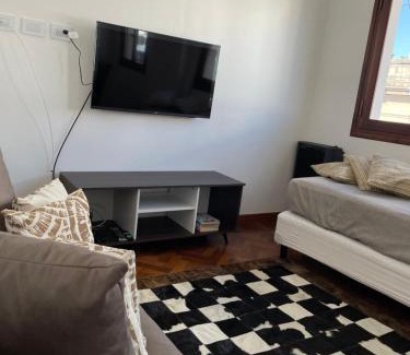 Rio Cuarto Apartment | Central Family-Friendly Apartment in Río Cuarto - Rated 9.6