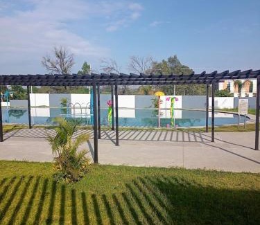 Yecapixtla Apartment | Welcoming Departamento con Alberca: Pet-Friendly Oasis