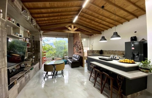 Villa Nueva Apartment | Private Jacuzzi Retreat Steps from Metro Plus