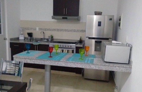 Downtown Cancun Apartment | Idyllic Retreat with Crystal Lagoon and Ocean Views