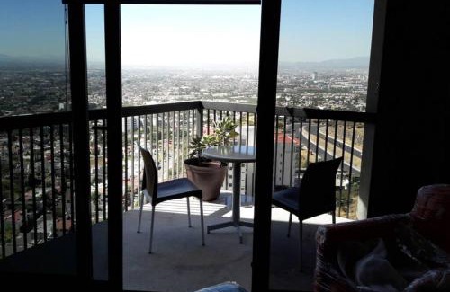 Queretaro Apartment | Elegant Queretaro Stay with Pool and Scenic Views