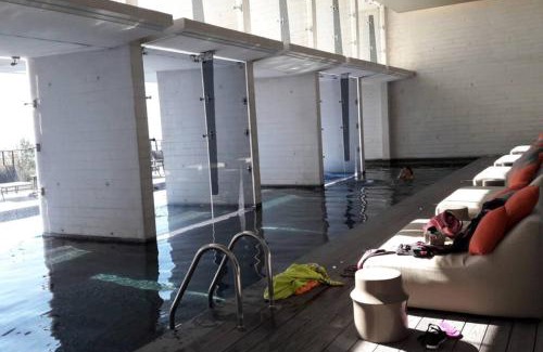 Queretaro Apartment | Elegant Queretaro Stay with Pool and Scenic Views