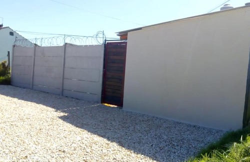 Las Colinas de Peralta Ramos Apartment | Budget-Friendly Departamento Diagonal Velez Sarfield