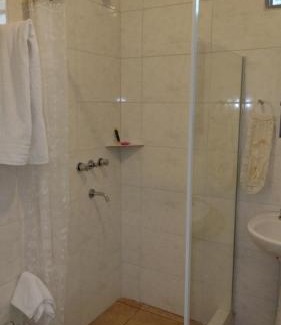 Comodoro Rivadavia Apartment | Exceptional Stay at Departamento El Membrillo with Pool & Pets