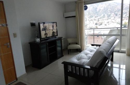 La Cuesta Apartment | Top-Rated Departamento Edificio Manhattan with Pool & Hot Tub