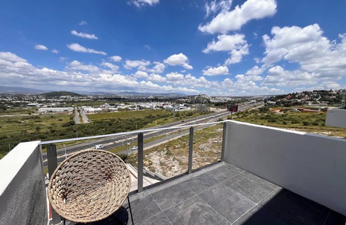 Queretaro Apartment | Departamento en Corregidora con Alberca, Roof Garden y Terraza