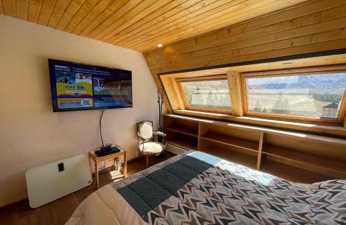 Las Lenas Apartment | Oceanfront Apartment at Edificio Atenas with Scenic Views
