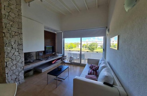 Las Gaviotas Apartment | Ocean View Retreat: Departamento en Punta 30, Mar de las Pampas
