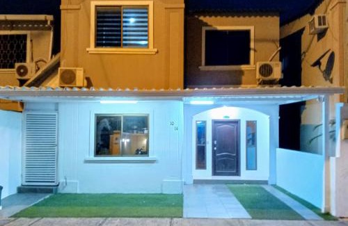 La Aurora Apartment | Spacious 3-Bedroom Suite with Ocean View & Pool Access