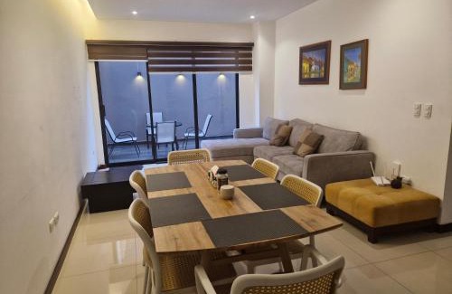 Huayna-Capac Apartment | Prime Location Apartment with Parking & High Guest Rating