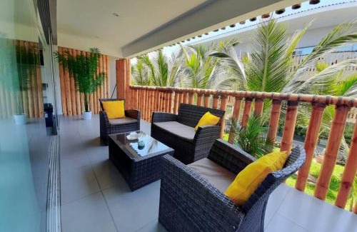 Bocapan Apartment | Beautiful Oceanfront Departamento Las Palmeras de Bocapán