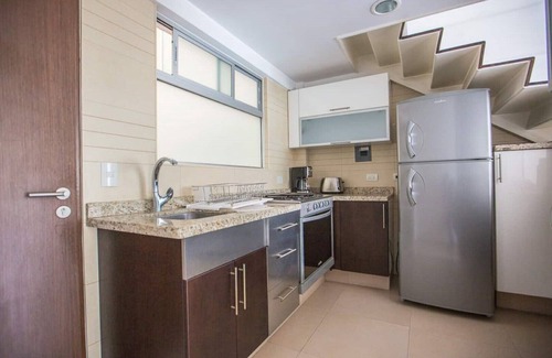 La Paz Apartment | Stylish Loft with Kitchen: Perfect for Your City Escape