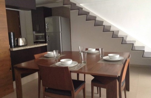 La Paz Apartment | Stylish Loft with Kitchen: Perfect for Your City Escape