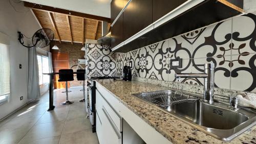 Neuquen Apartment | Bright and Cozy Loft with Hot Tub, Pet & Child Friendly