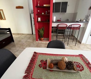 Olavarria Apartment | Modern Apartment with Balcony: Child-Friendly & 9/10 Rated