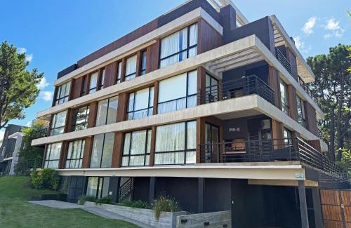 Pinamar Apartment | Departamento Moderno Premium con Piscina y Cochera
